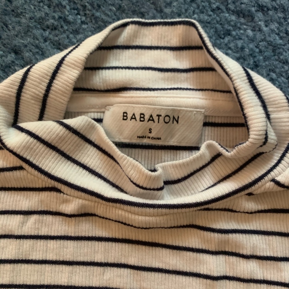 Navy striped Babaton SS crop knit